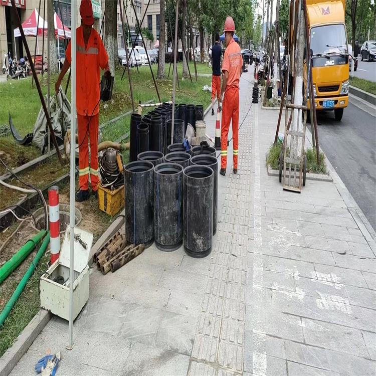 和田县管道短管置换修复